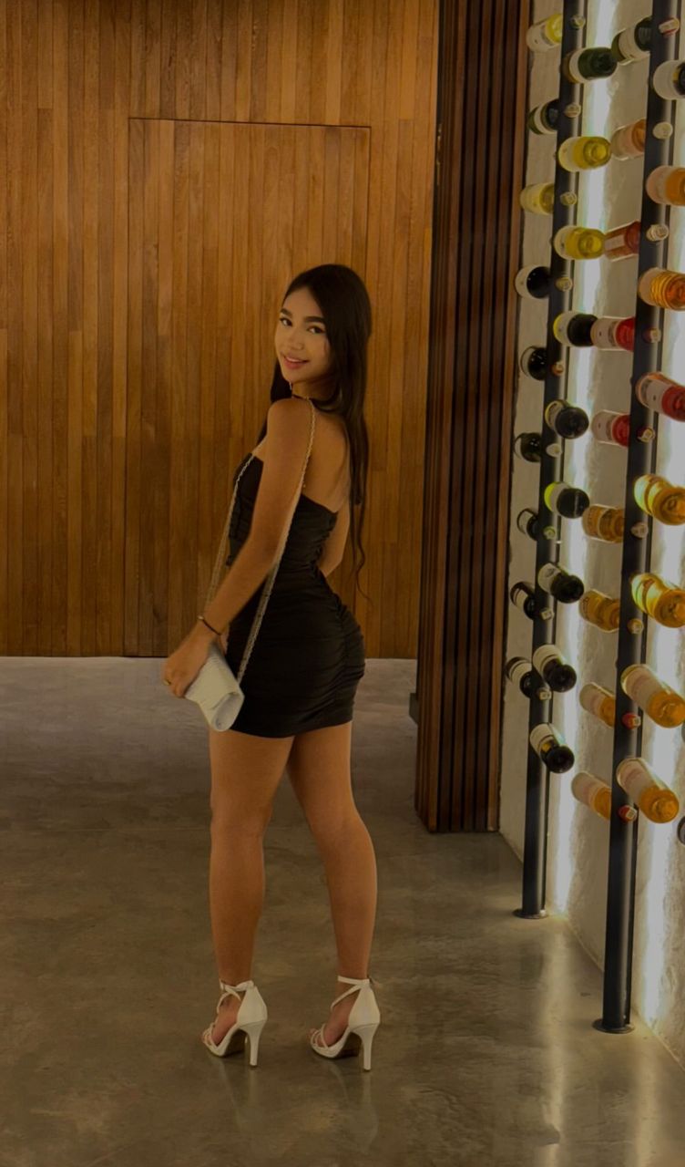 Escort - ANABEL - Ibiza Tops